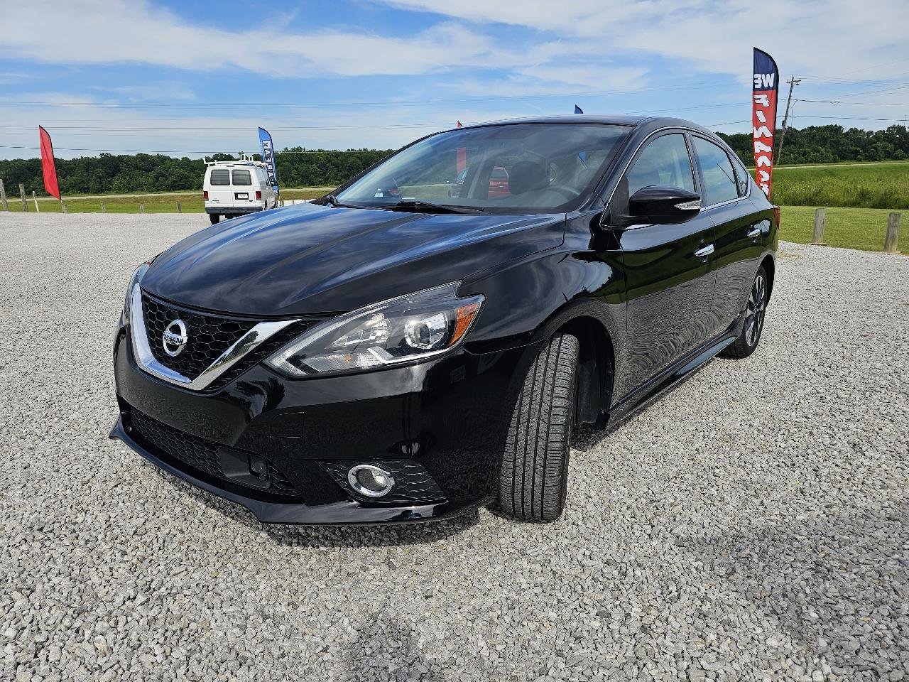 Used 2019 Nissan Sentra SR FWD image 4
