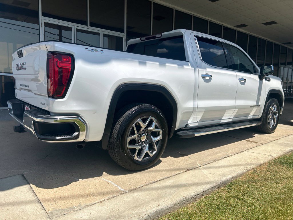 Used 2024 GMC Sierra 1500 SLT w/ SLT Premium Plus Package AWD/4WD image 7