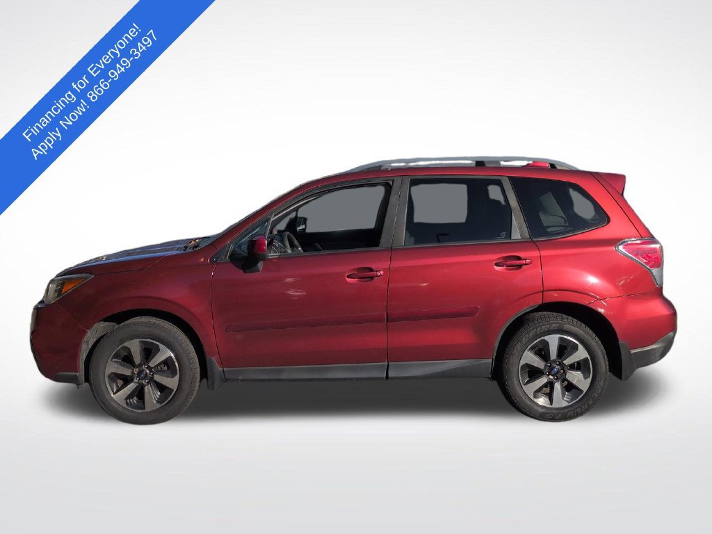 Used 2017 Subaru Forester 2.5i Premium w/ All-Weather Package AWD/4WD image 4