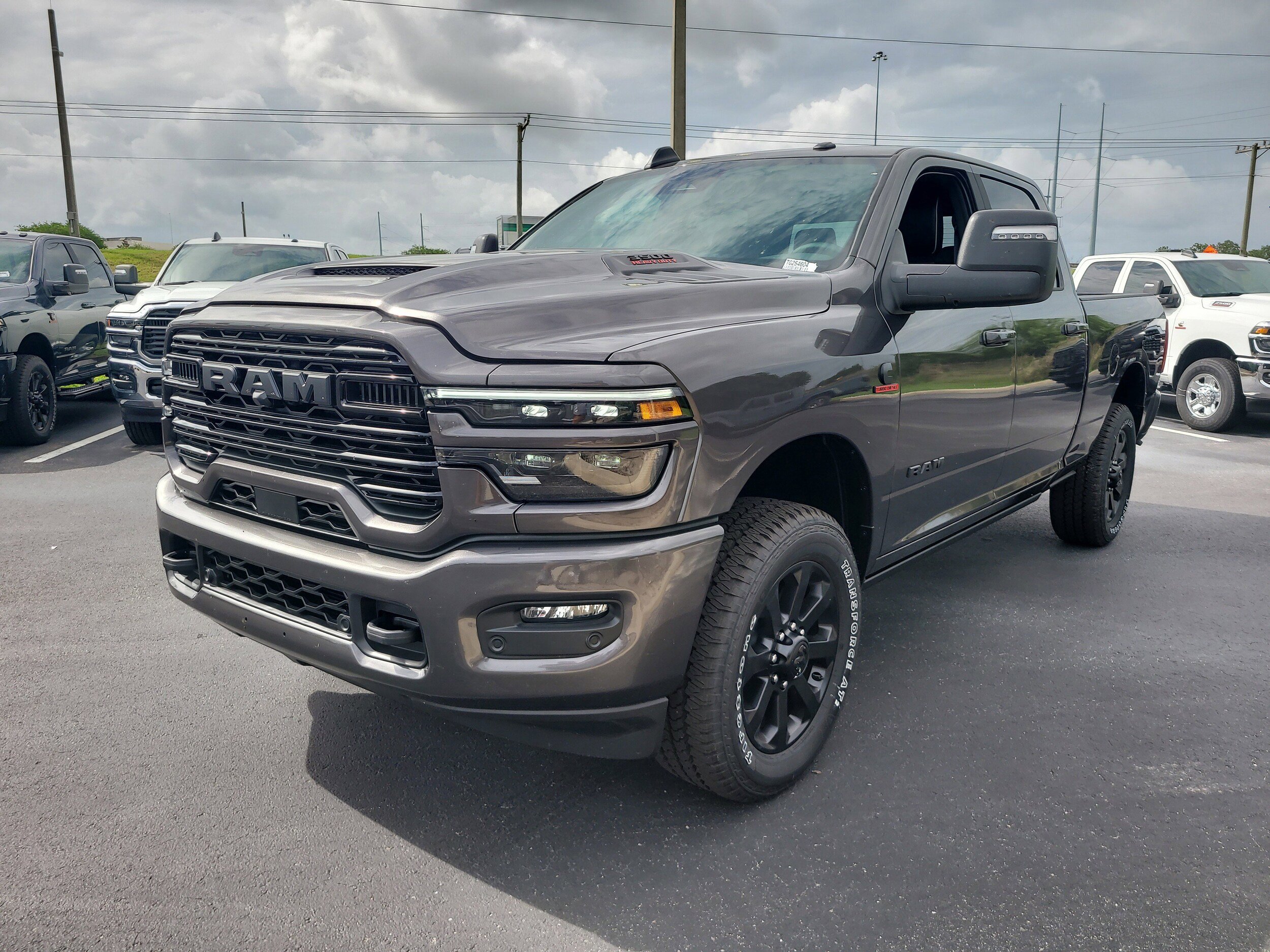 New 2026 RAM 3500 Laramie AWD/4WD image 4