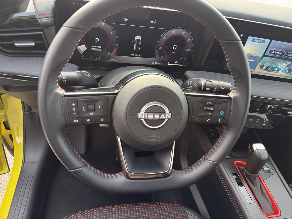 Used 2025 Nissan Kicks SR image 16