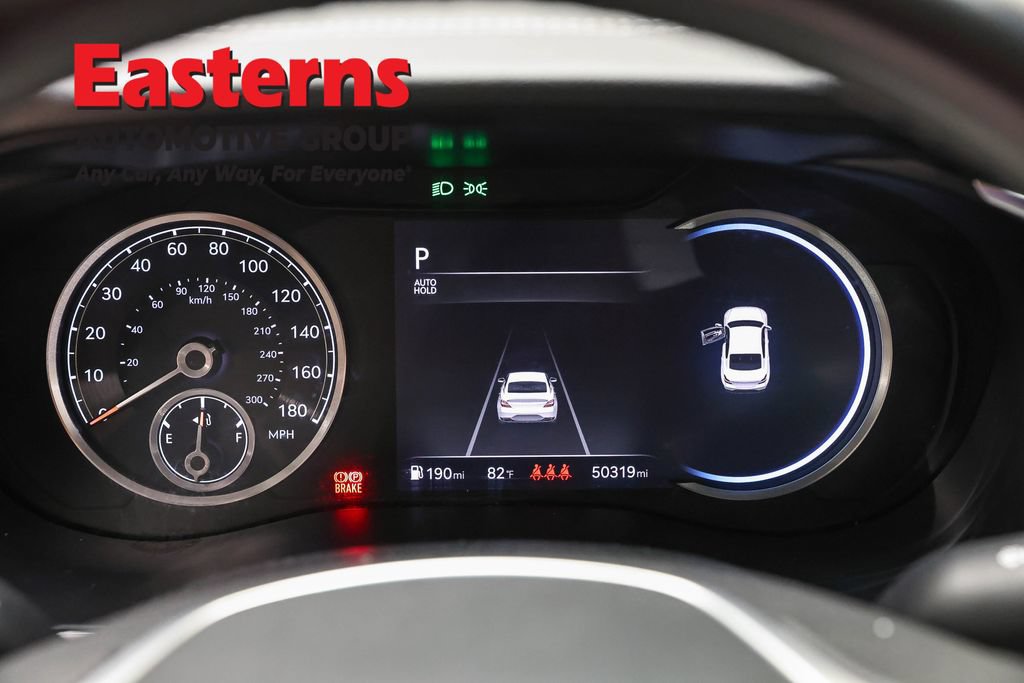 Used 2025 Genesis G70 2.5T RWD image 18