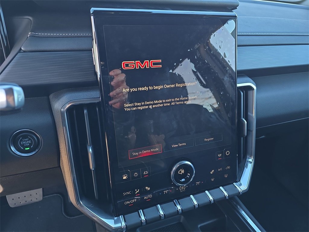 New 2026 GMC Acadia Elevation image 21