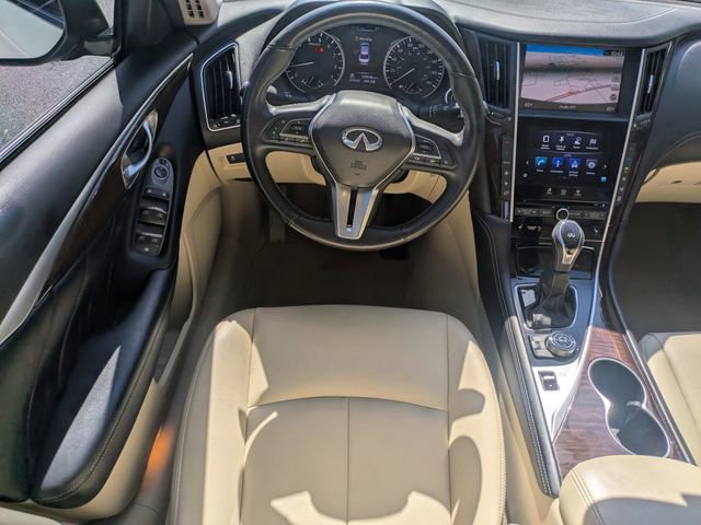 Used 2018 INFINITI Q50 Luxe w/ Essential Package (3.0T Luxe) image 15