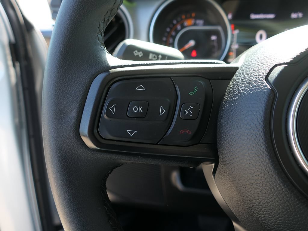 Used 2023 Jeep Wrangler Unlimited Sport AWD/4WD image 14