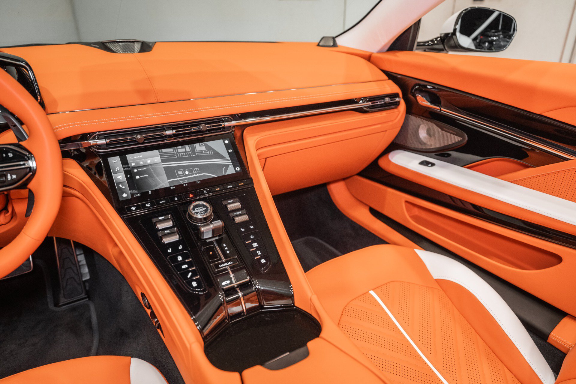 New 2026 Aston Martin DB12 Convertible RWD image 18