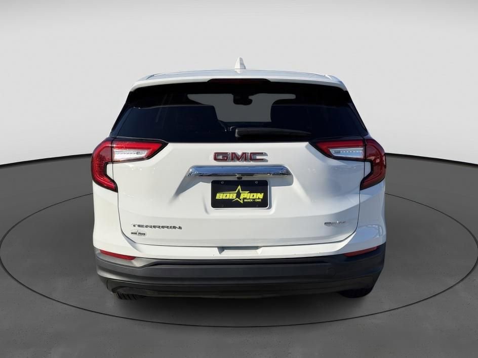 Certified 2024 GMC Terrain SLE image 6