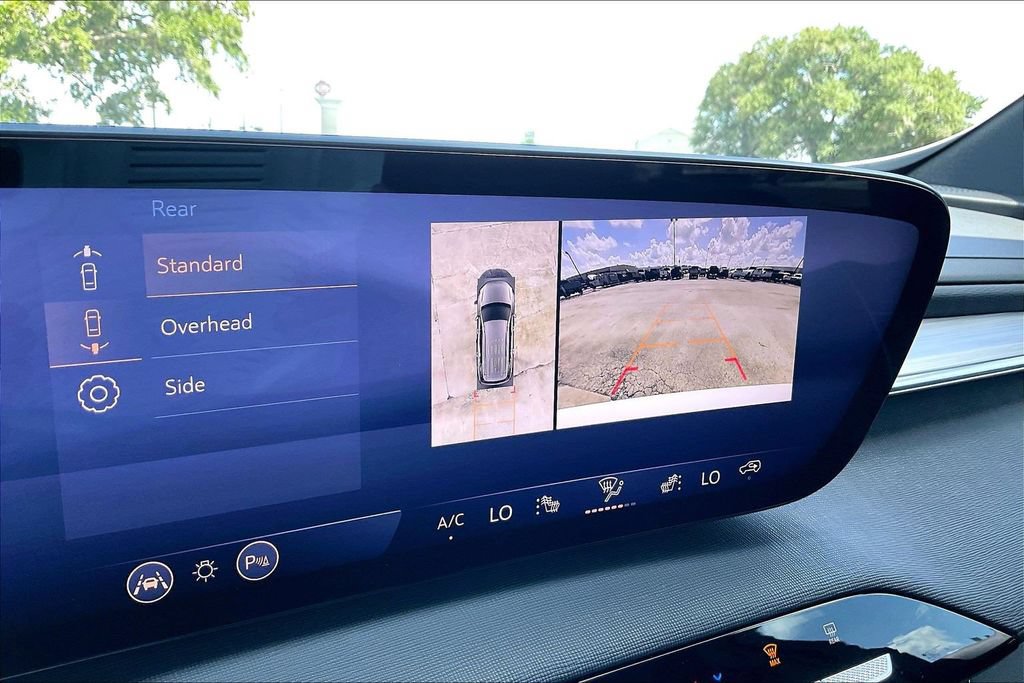 Used 2025 Buick Enclave Preferred FWD image 13