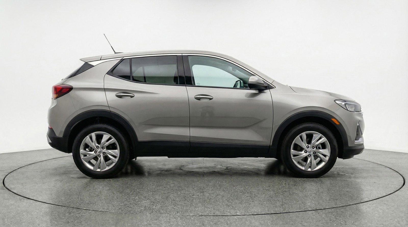 Used 2025 Buick Encore GX Preferred AWD/4WD image 11