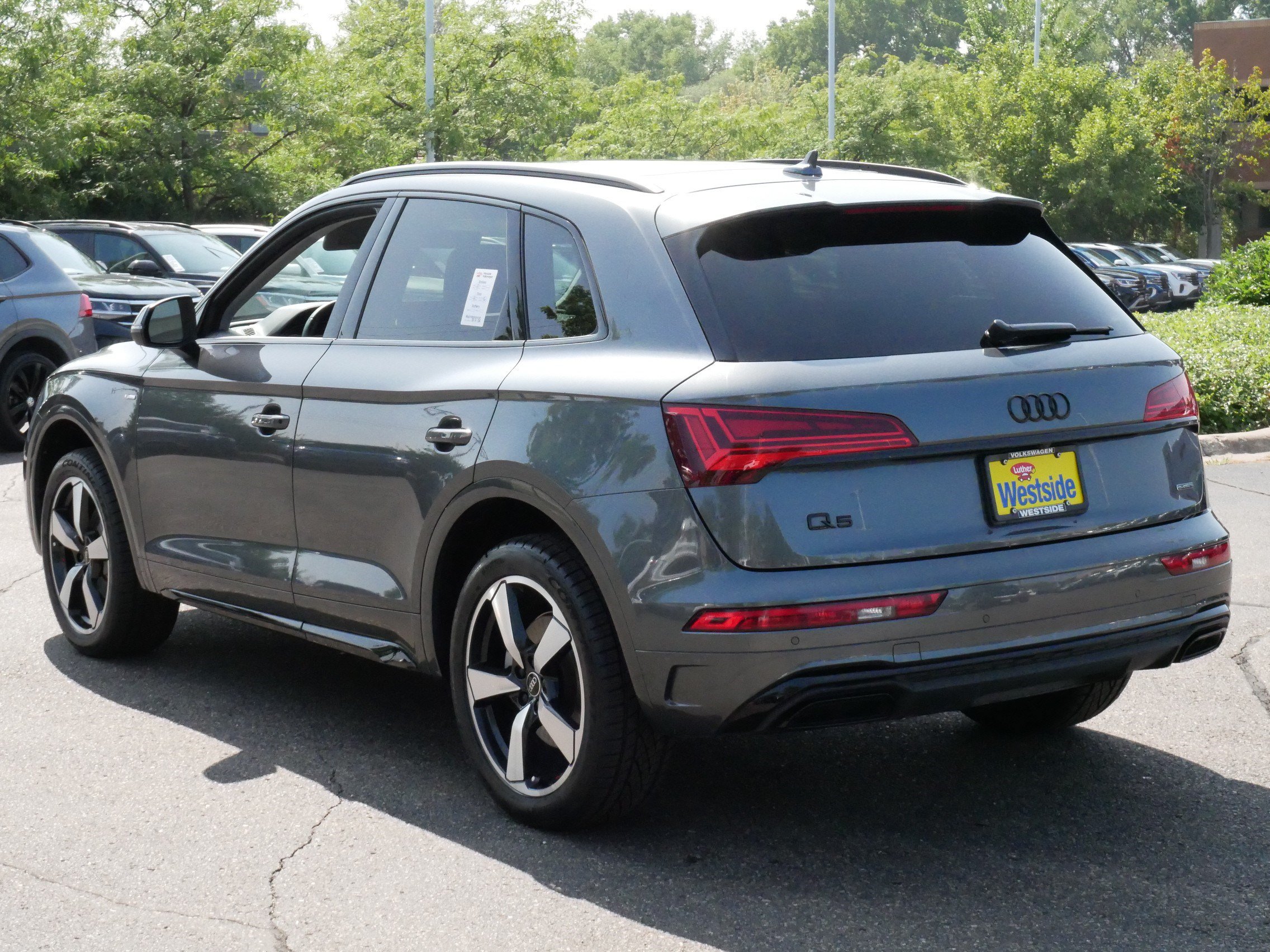 Used 2023 Audi Q5 2.0T Premium Plus w/ Premium Plus Package AWD/4WD image 5