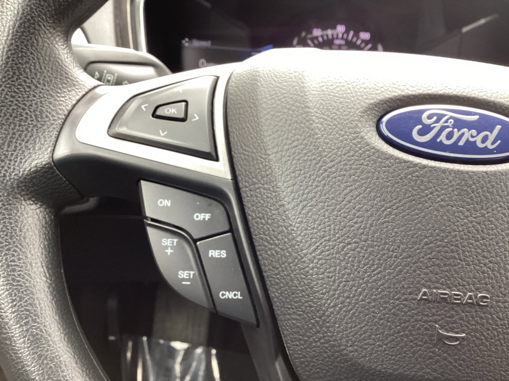 Used 2020 Ford Fusion SE image 22