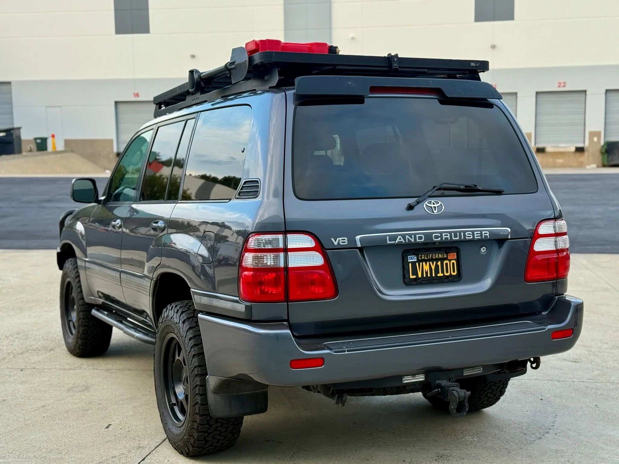 Used 2004 Toyota Land Cruiser image 31