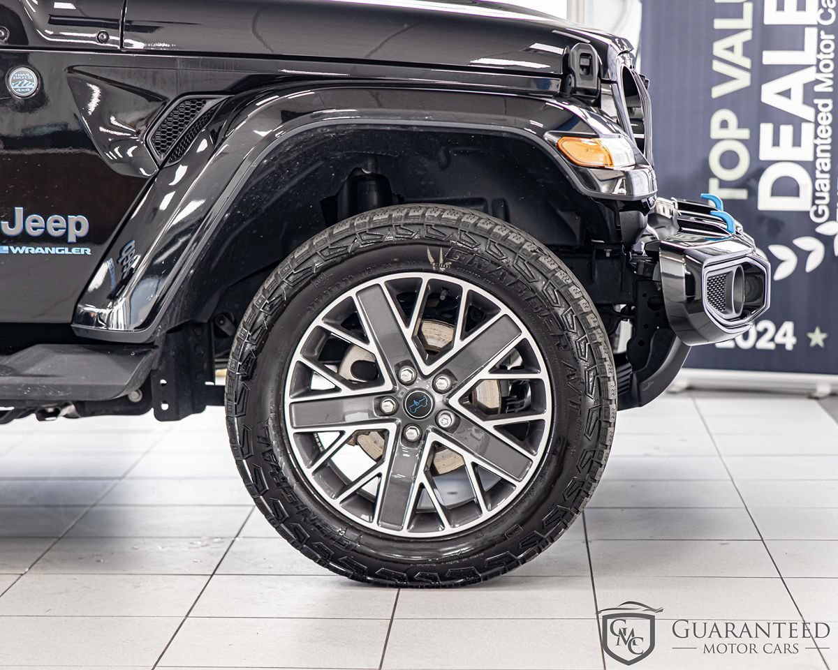 Used 2024 Jeep Wrangler High Altitude AWD/4WD image 11