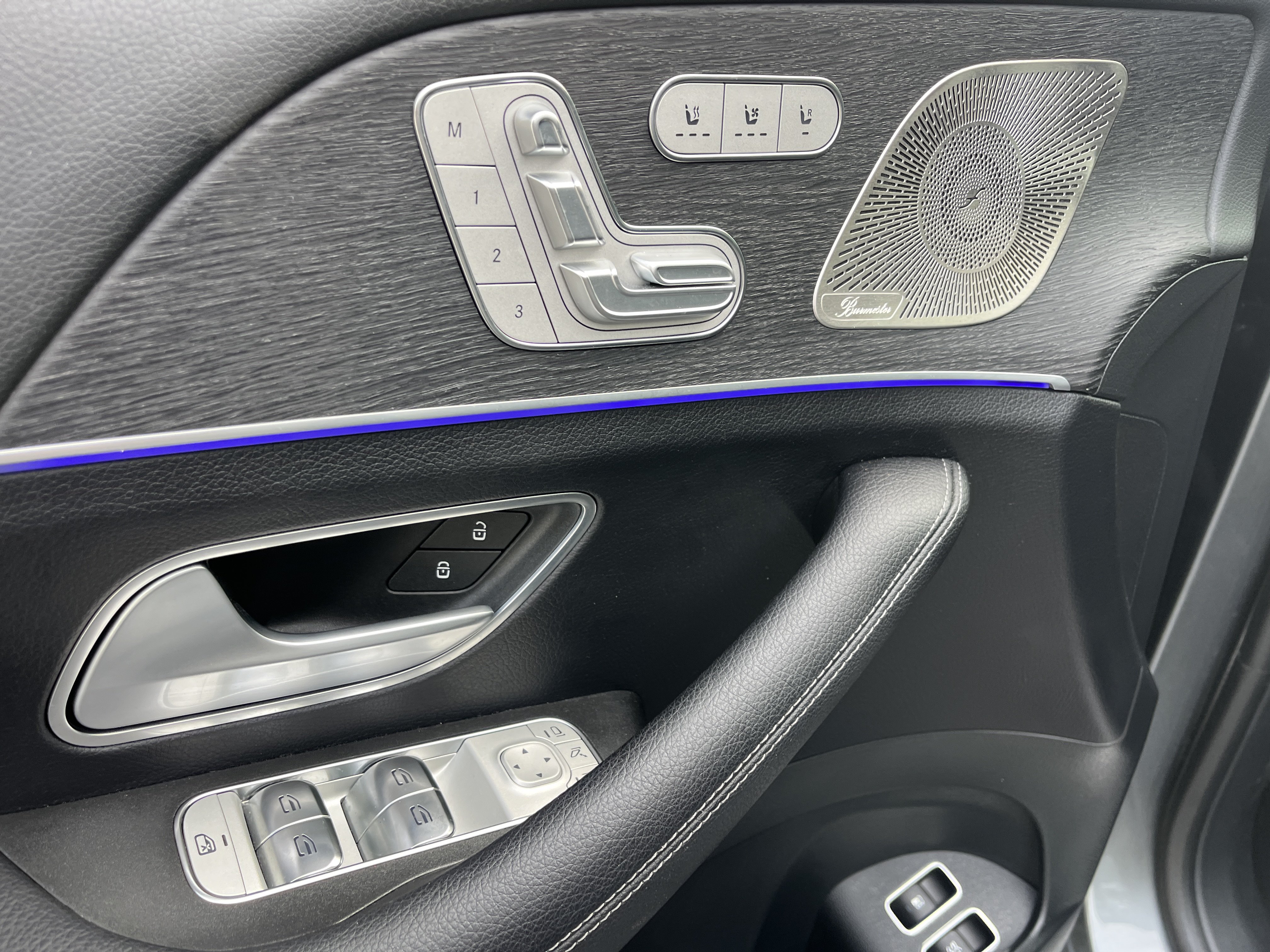 Certified 2025 Mercedes-Benz GLE 450e 4MATIC image 19