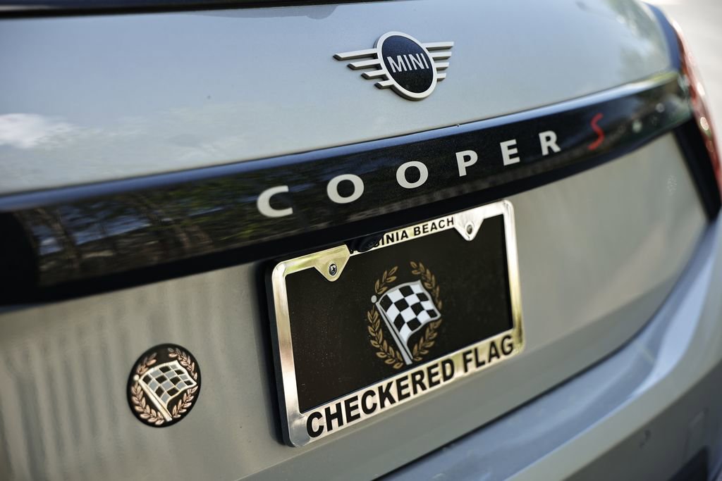Used 2025 MINI Cooper S FWD image 10