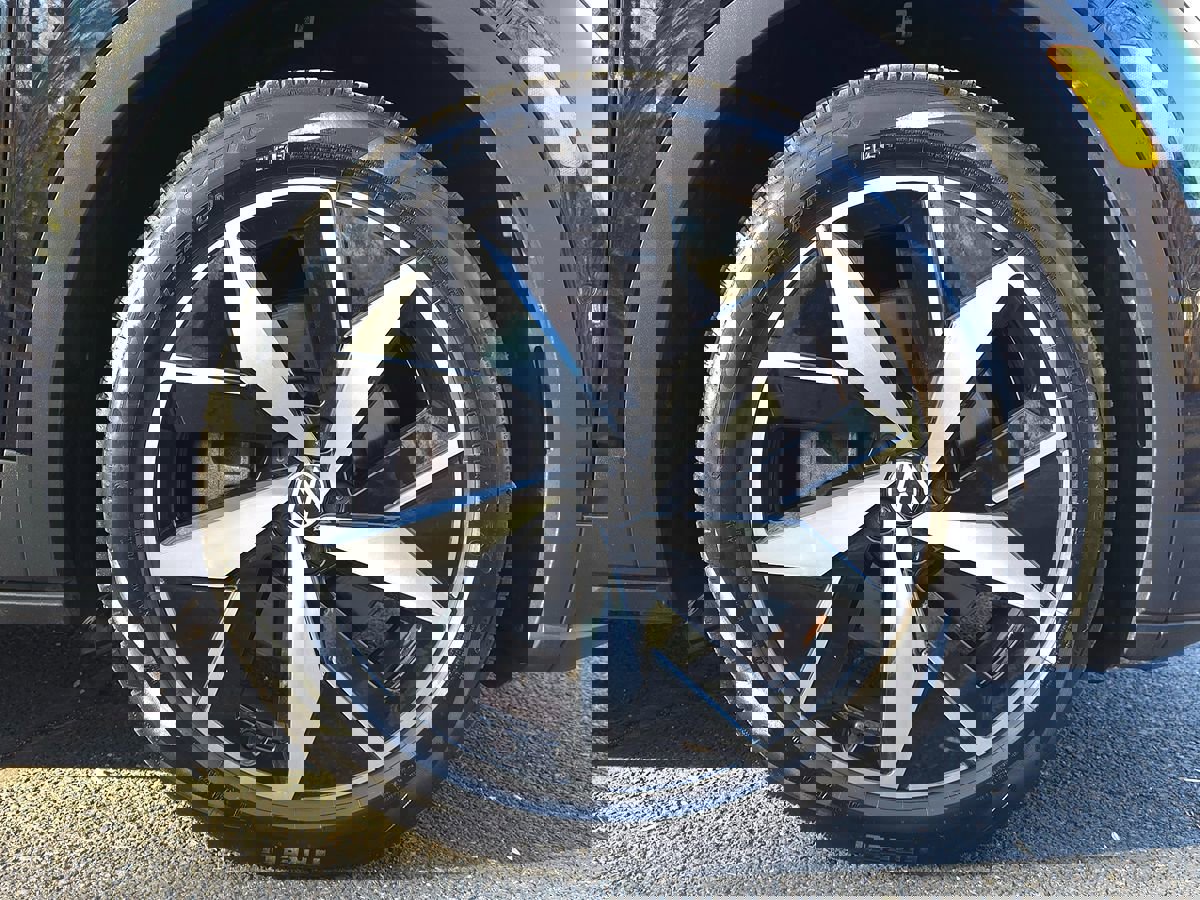 Used 2023 Volkswagen ID.4 Pro S image 53