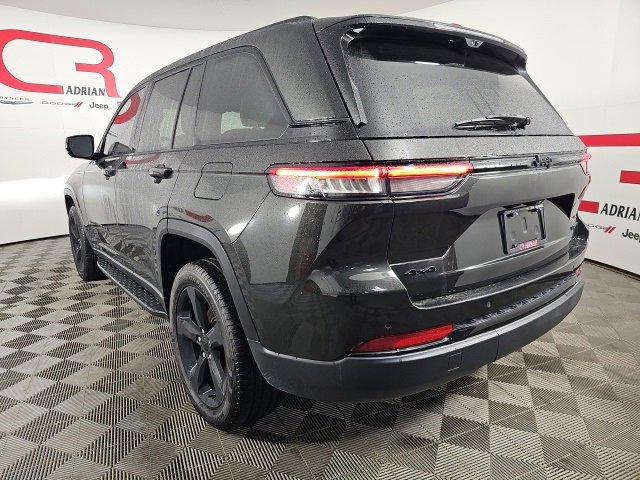 Certified 2024 Jeep Grand Cherokee Limited w/ Luxury Tech Group II image 5