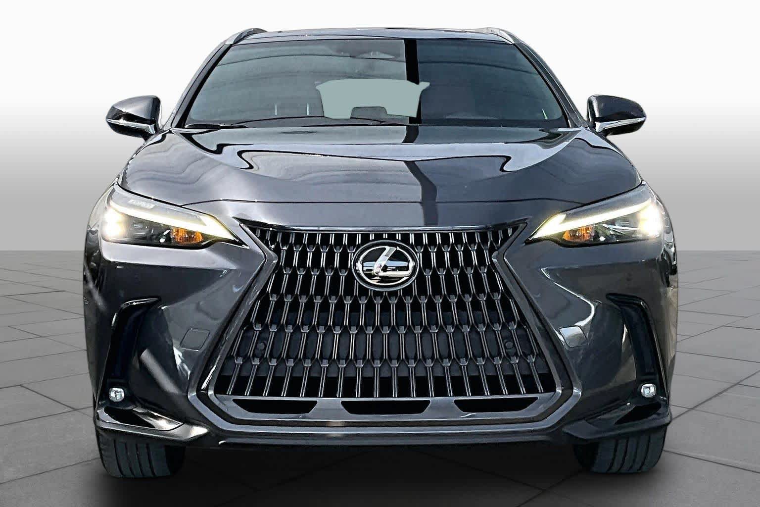 Used 2022 Lexus NX 350 AWD image 4
