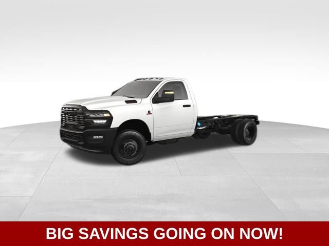 New 2025 RAM 3500 Tradesman image 3