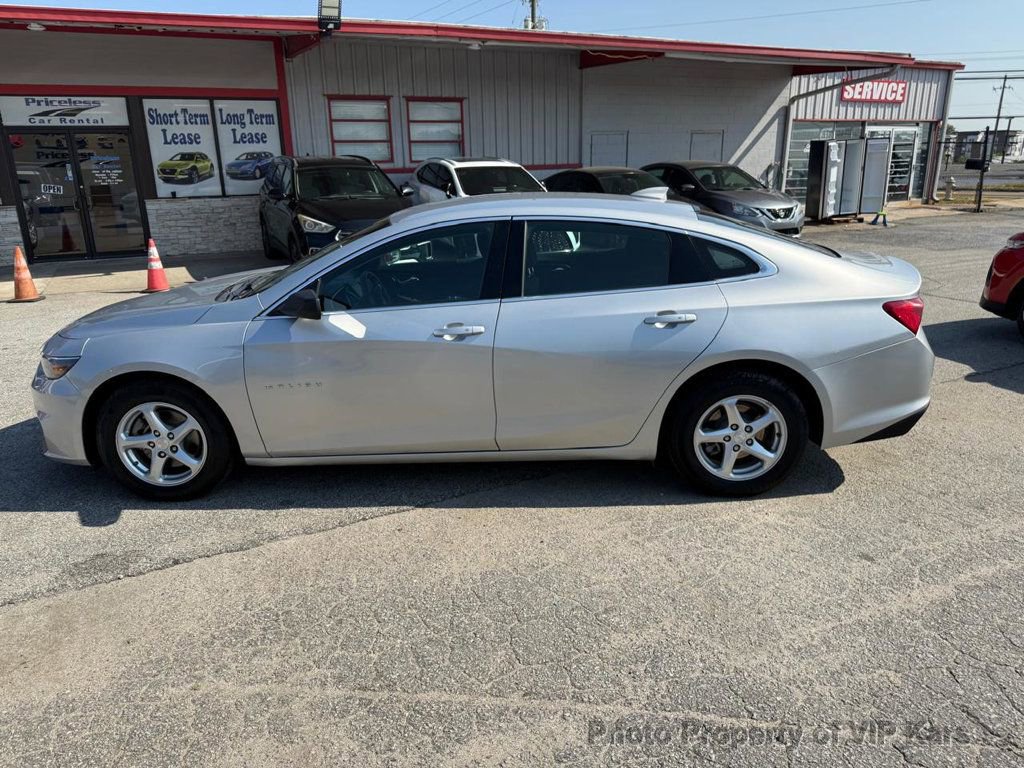 Used 2018 Chevrolet Malibu LS image 4