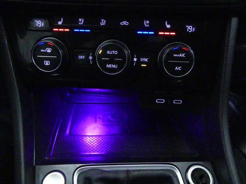 Used 2021 Volkswagen Jetta GLI Autobahn w/ GLI Autobahn Black Package image 14