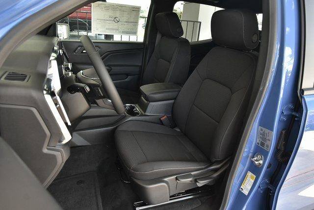 New 2025 GMC Canyon Elevation image 18