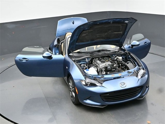 Used 2022 Volvo V60 T5 Cross Country w/ Advanced Package image 41