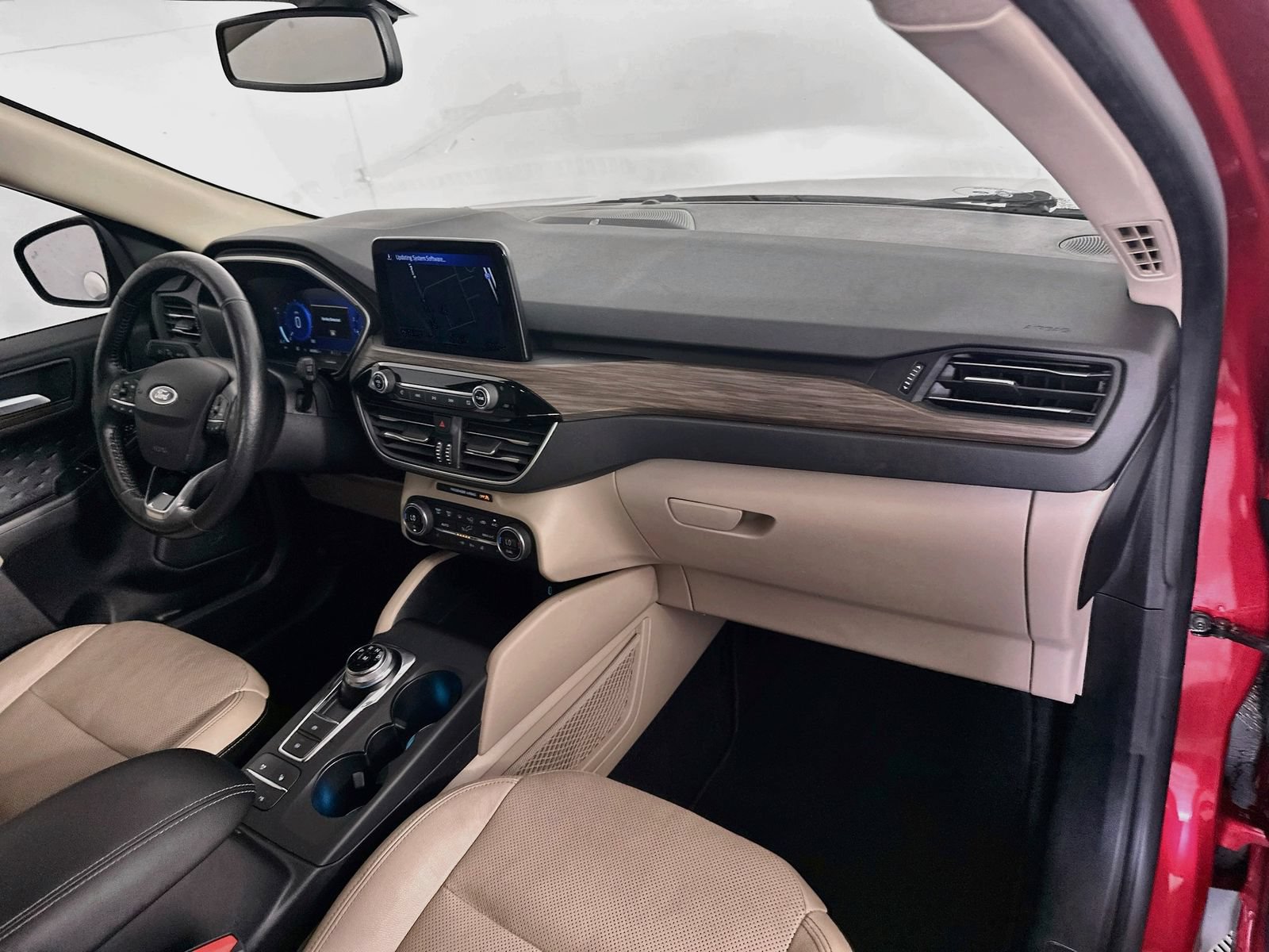 Used 2020 Ford Escape Titanium AWD/4WD image 29