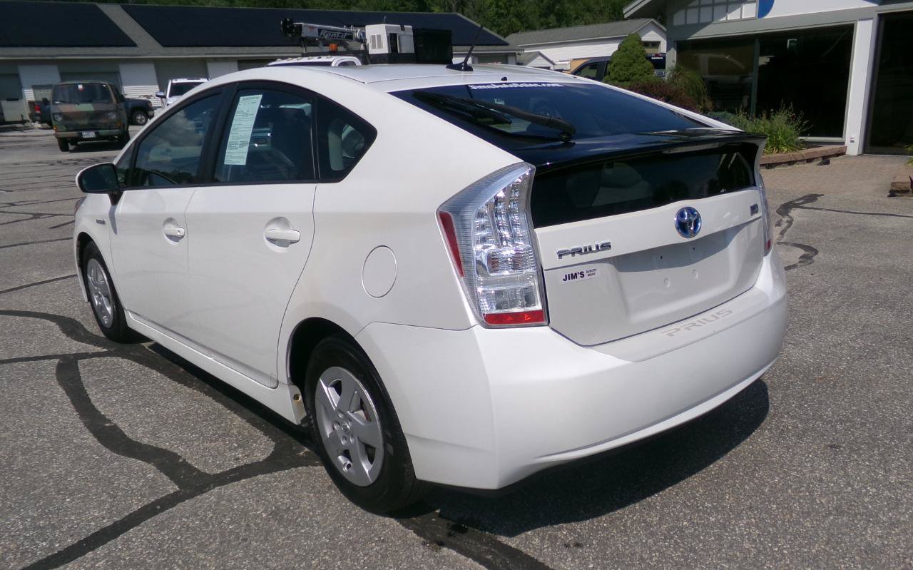Used 2010 Toyota Prius FWD image 3