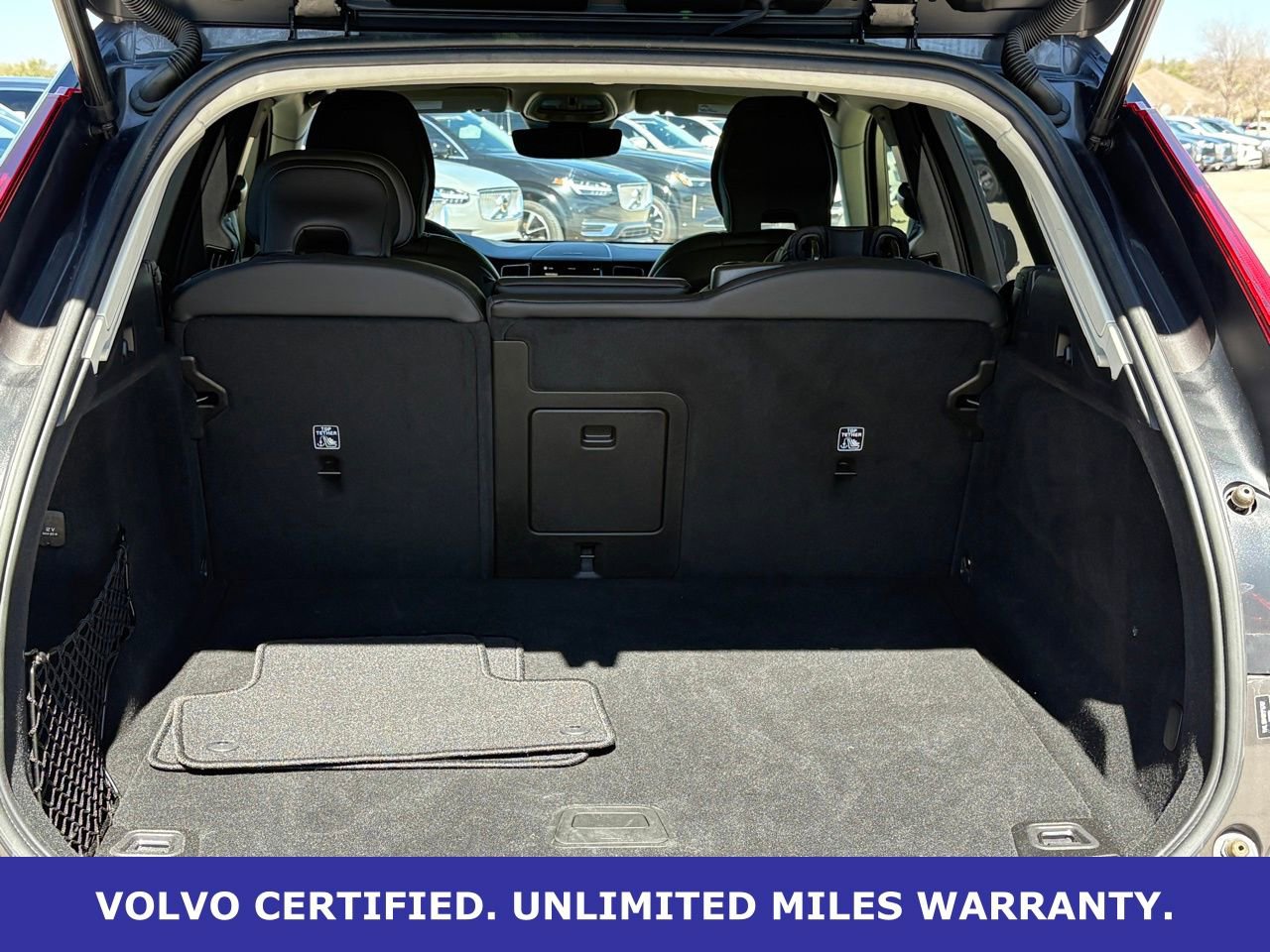 Certified 2024 Volvo XC60 B5 Ultimate image 39