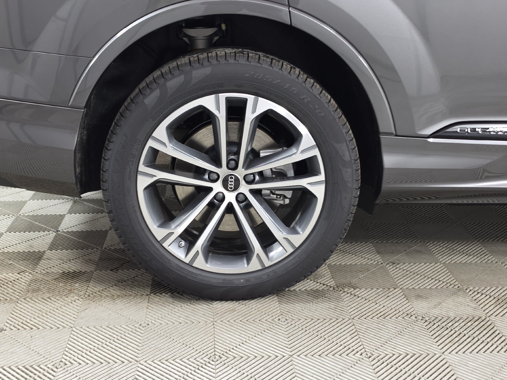 New 2026 Audi Q7 2.0T Premium AWD/4WD image 9