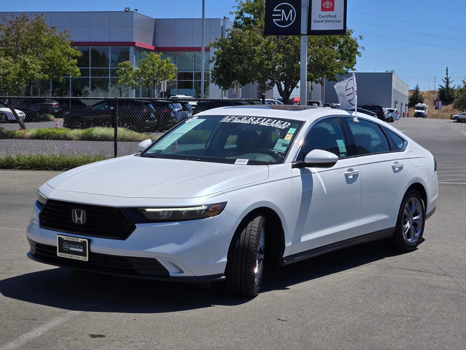 Certified 2024 Honda Accord EX image 3