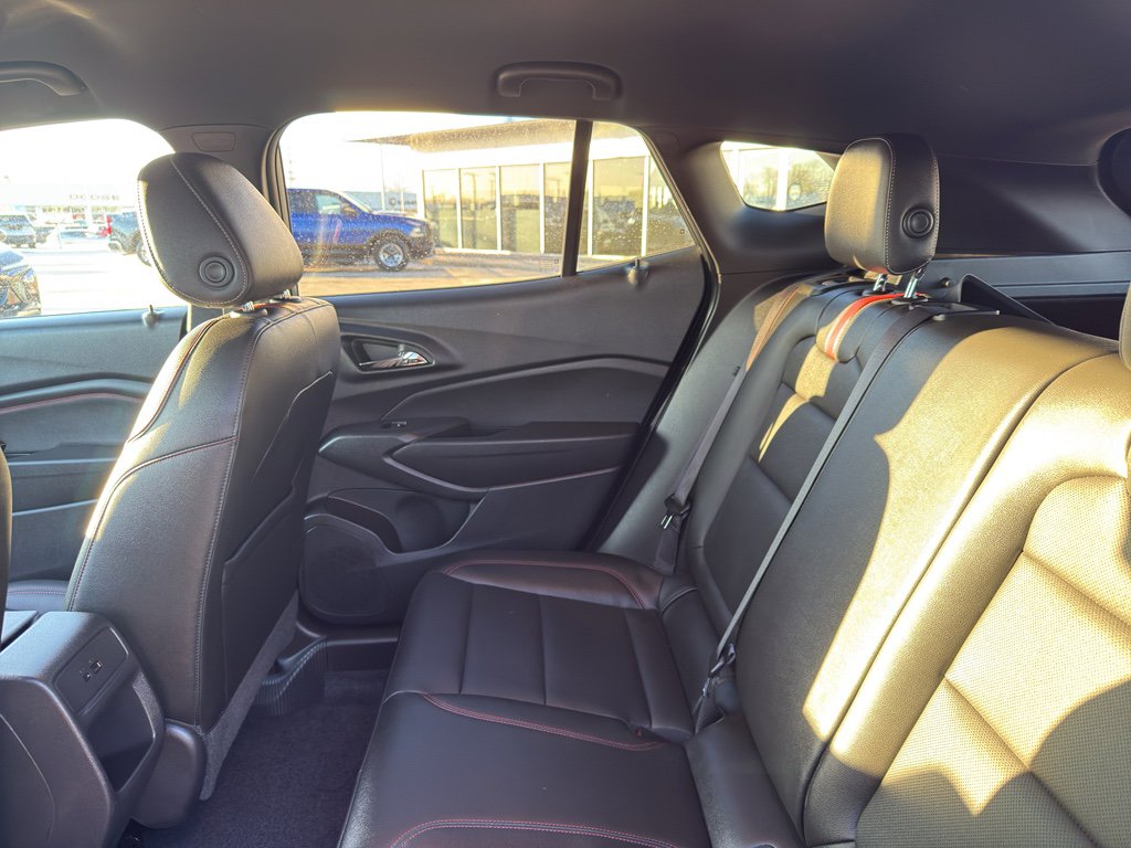 Used 2024 Chevrolet Trax RS w/ Driver Confidence Package image 32