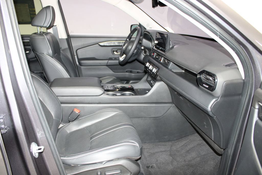 Used 2023 Honda Pilot Elite image 27