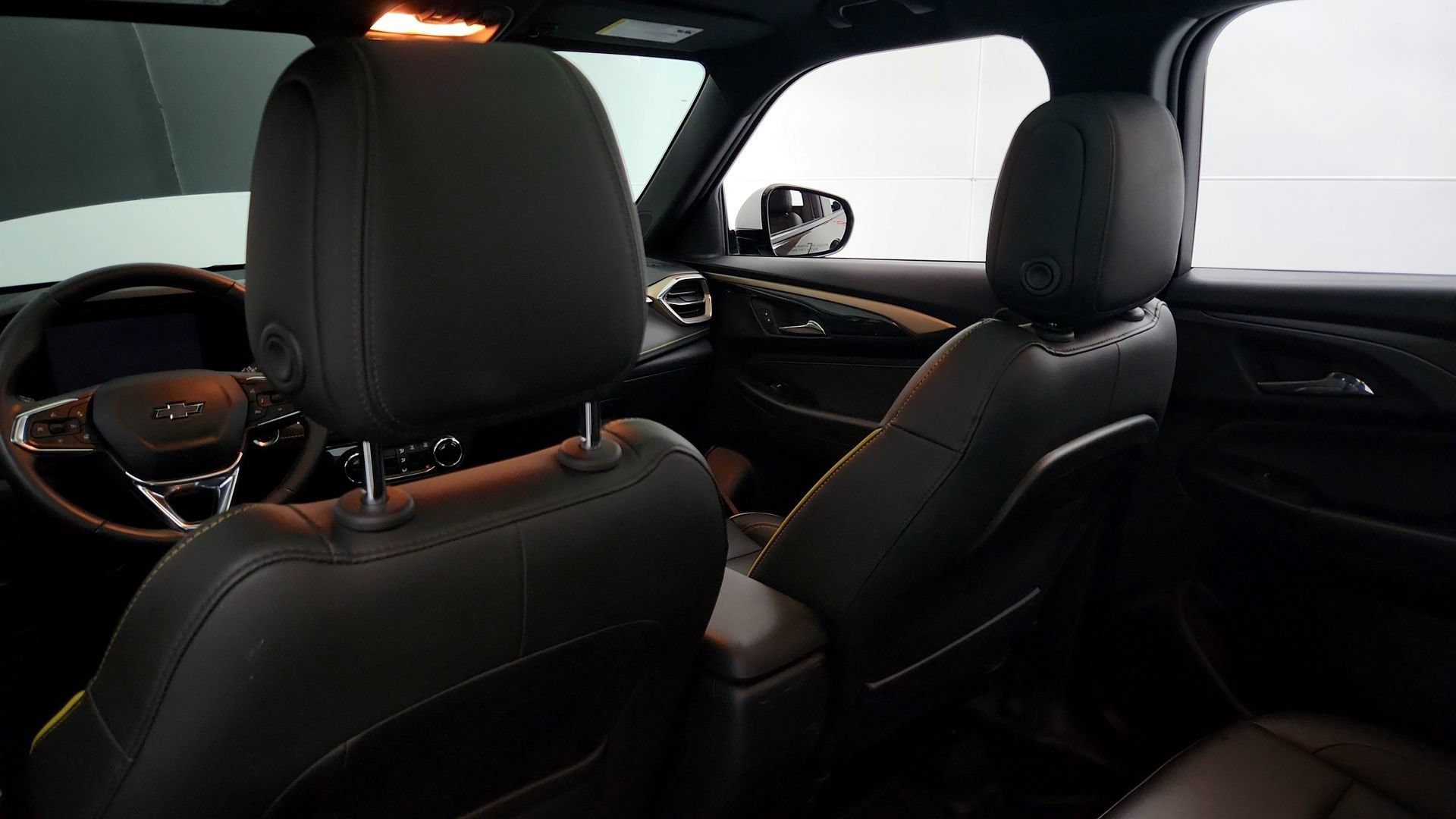 Used 2025 Chevrolet TrailBlazer ACTIV w/ Convenience Package FWD image 25