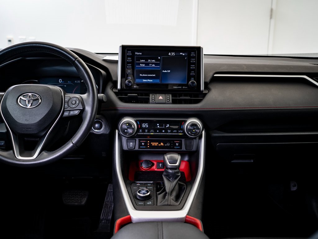 Used 2020 Toyota RAV4 AWD image 33