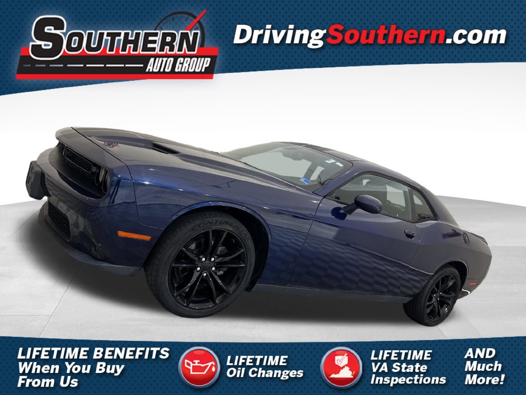 Used 2016 Dodge Challenger SXT w/ Blacktop Package RWD 360° Tour