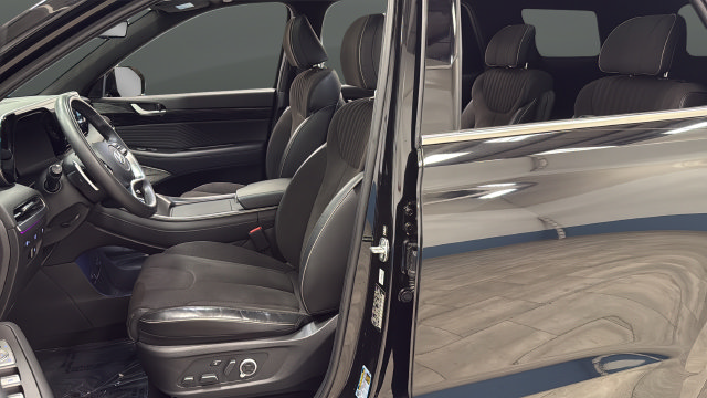 Used 2025 Hyundai Palisade Calligraphy AWD/4WD image 9