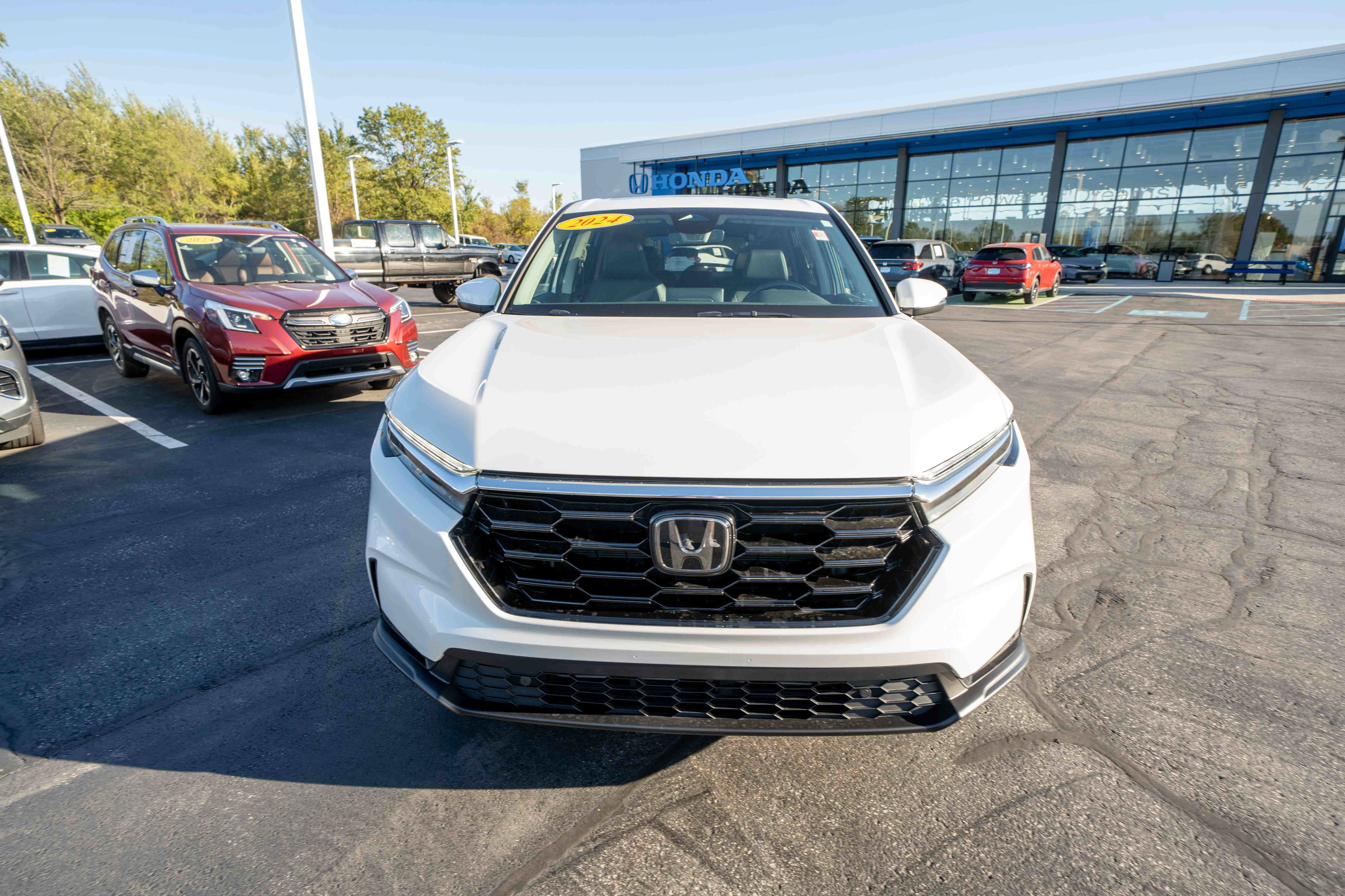 Certified 2024 Honda CR-V EX-L image 2