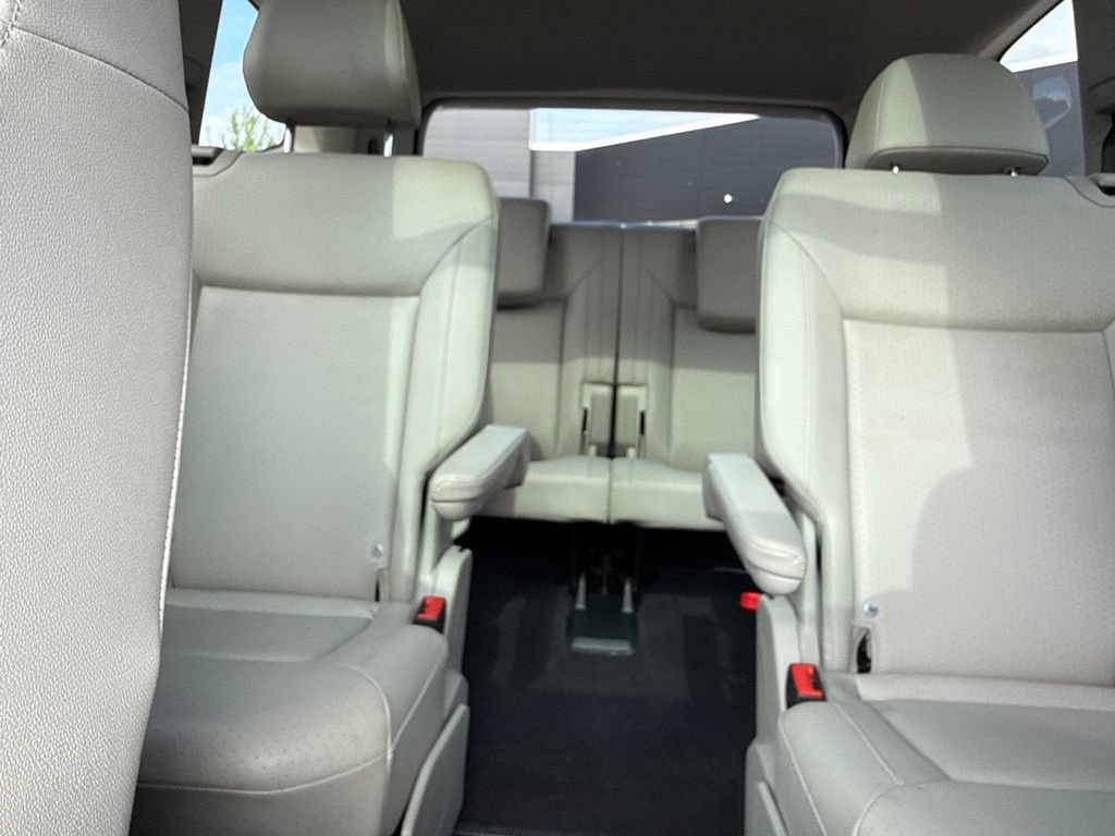 Used 2019 Volkswagen Atlas SEL AWD/4WD image 26