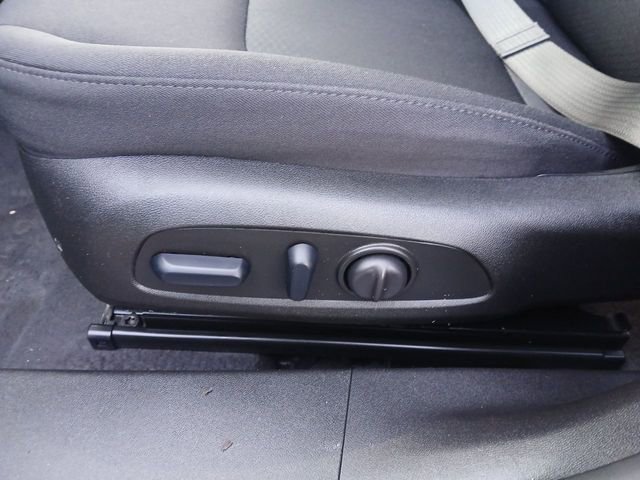 Used 2025 Chevrolet Malibu LT FWD image 12
