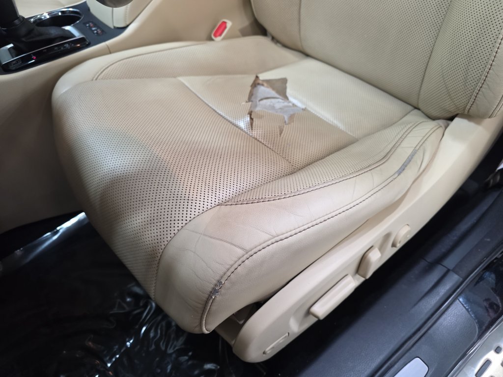 Used 2015 Toyota Highlander Limited Platinum FWD image 28