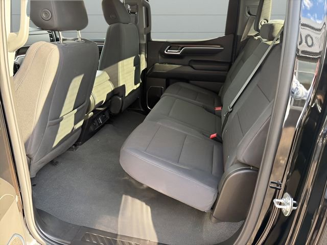 Used 2025 Chevrolet Silverado 1500 LT image 11