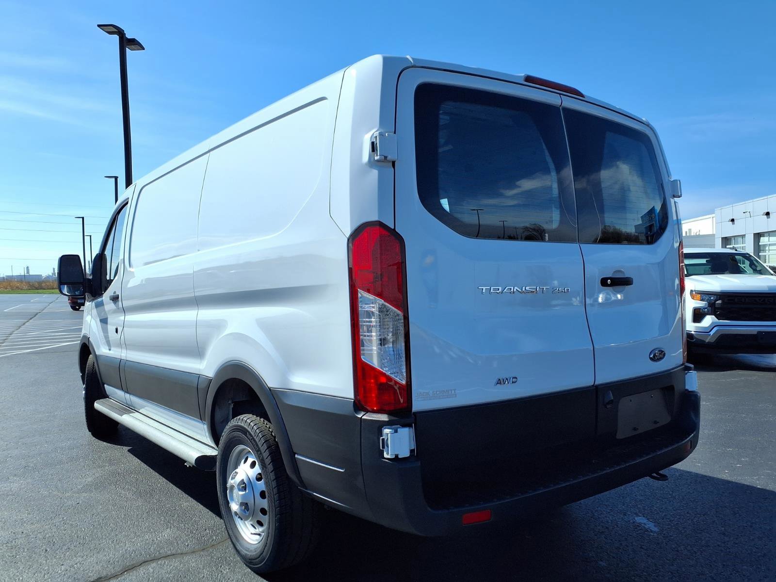 Used 2024 Ford Transit 250 Low Roof AWD w/ Exterior Upgrade Package image 26