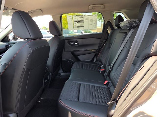 New 2026 Nissan Rogue SV w/ Rock Creek Premium Package AWD/4WD image 10