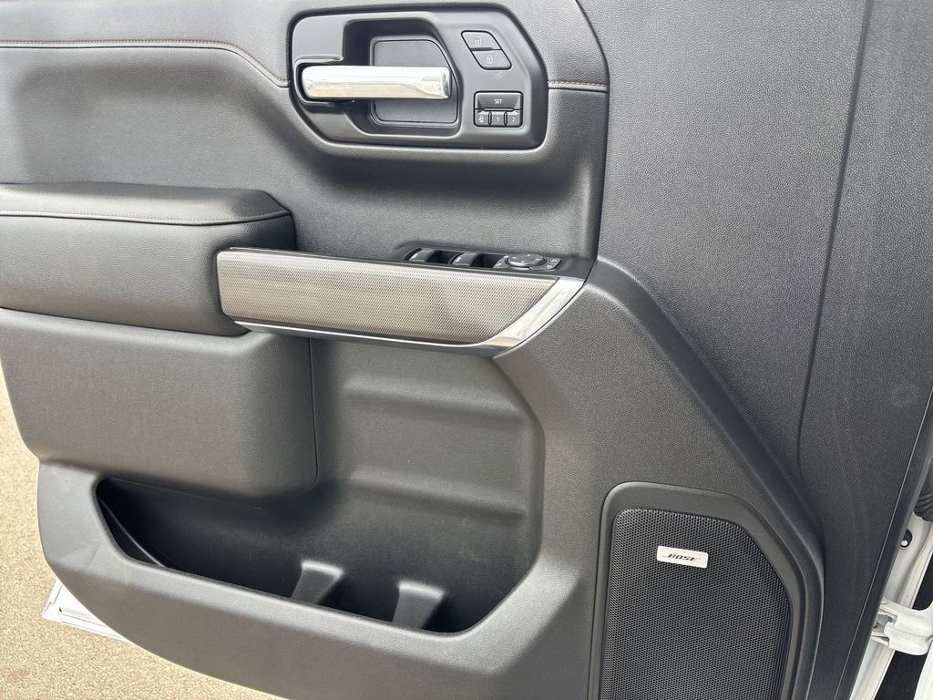 Used 2022 GMC Sierra 1500 AT4 w/ AT4 Premium Package image 23