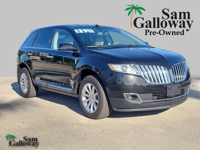 Used 2013 Lincoln MKX FWD image 1