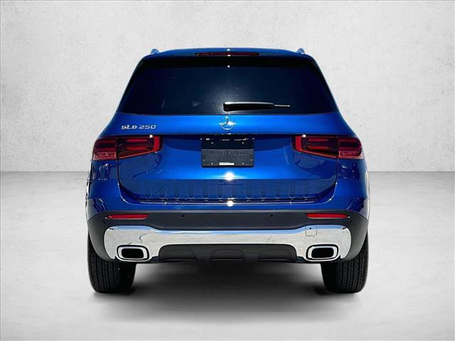 New 2026 Mercedes-Benz GLB 250 image 4