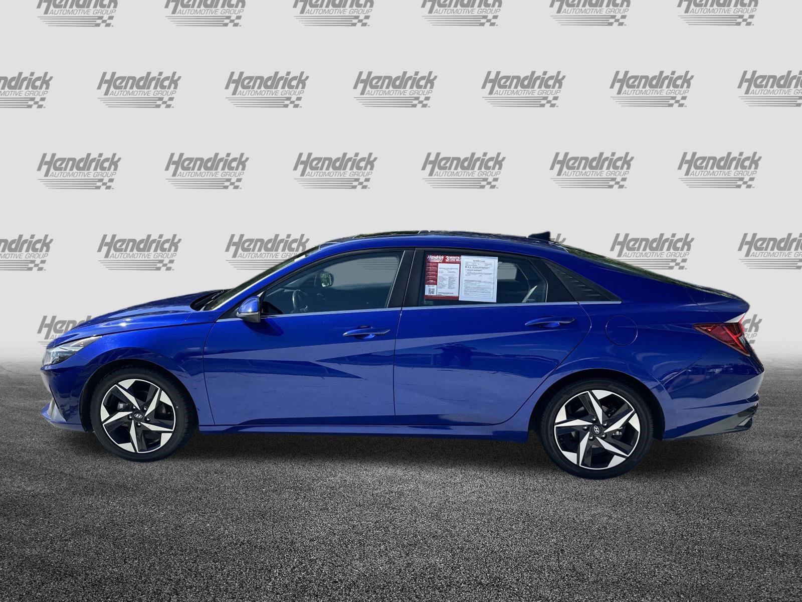 Used 2023 Hyundai Elantra Limited w/ Cargo Package FWD image 7