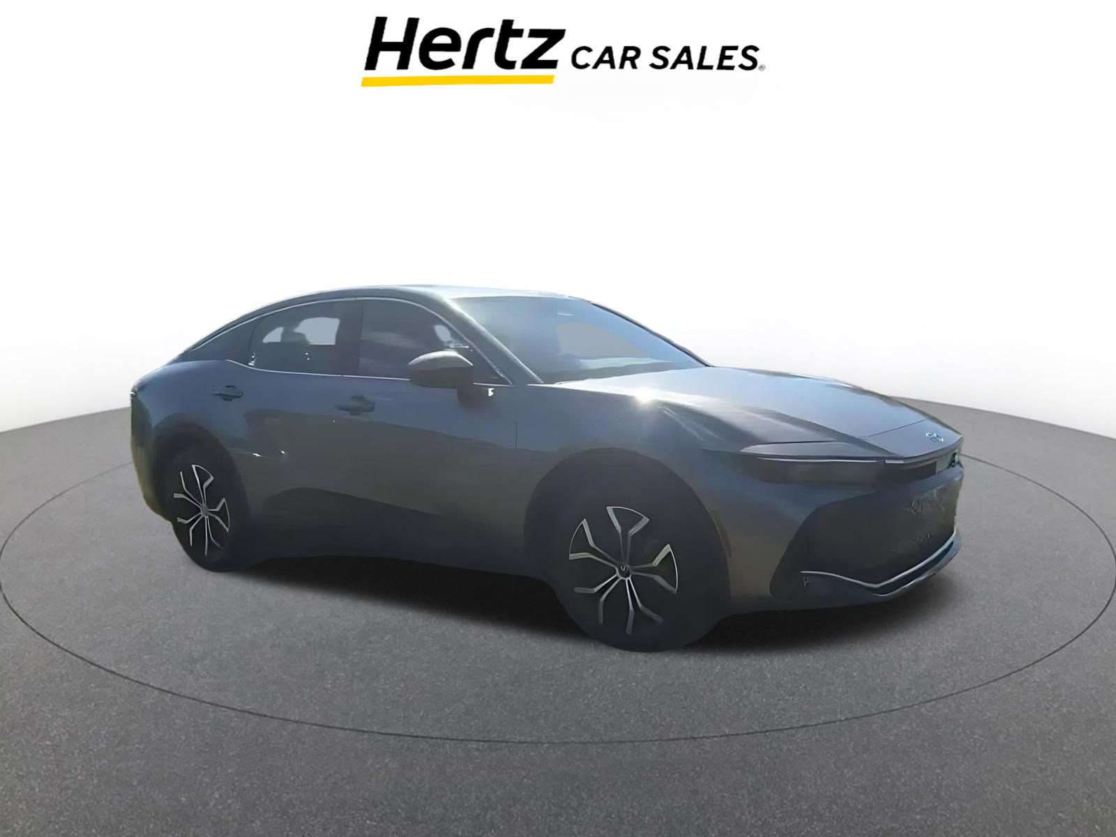 Used 2025 Toyota Crown XLE image 1